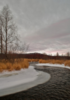 "...и сквозь холод и лед я смотрю в эту черную воду.."