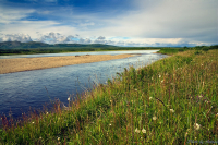 на берегу реки Гижига
