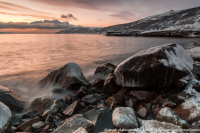 Берег бухты Нагаева