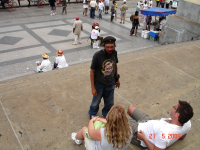 ну и чё вы тут расселись?