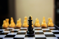 Подходи по одному !