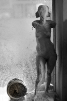 время ставит на свои места...