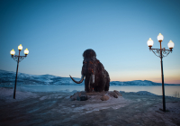 Меж двух огней