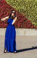 Девушка и скрипка