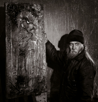 На пепелище