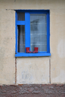 Сохнут на окошке красные сапожки :)