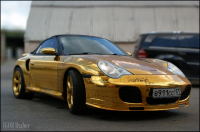 Порш в золотых слитках