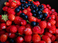 черное на красном