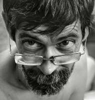 "Вы к кому, товарищ?"