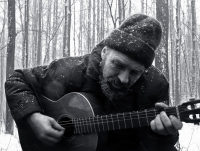 Снег над лагерем валит...