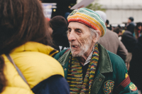 Дедушка агроном