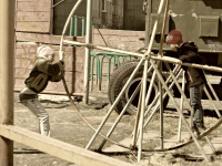 пытаемся сдвинуть с места...