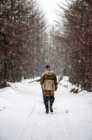 След в след...