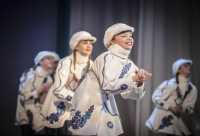 светлые лица