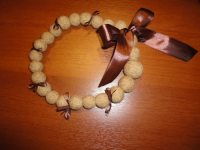 Бусики из шерсти!